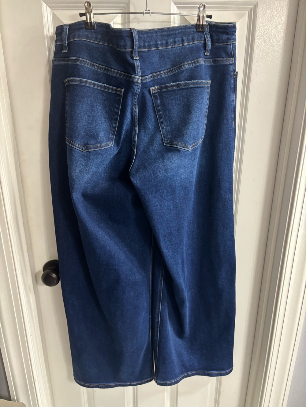 High-Rise Wide Leg Jeans in Deep Blue - Picture 2 of 4